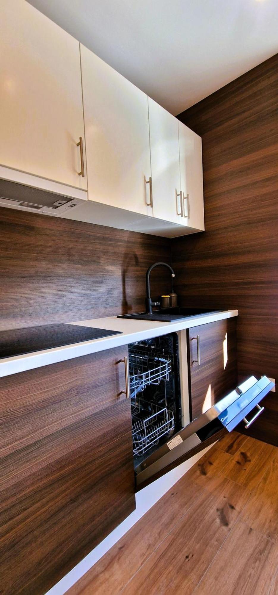 Hyde Park Apartment